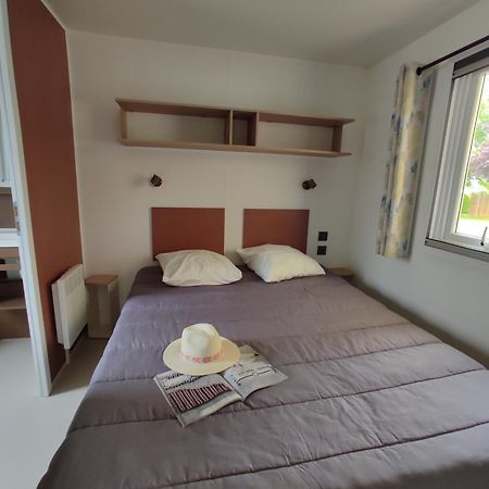Camping Le Rouge Gorge **** 10' Puy Du Fou Saint-Laurent-sur-Sèvre Exterior foto